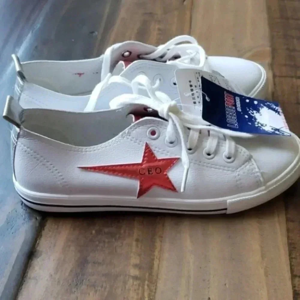 NWT Loceo Low Top Star Fashion Leather Sne…